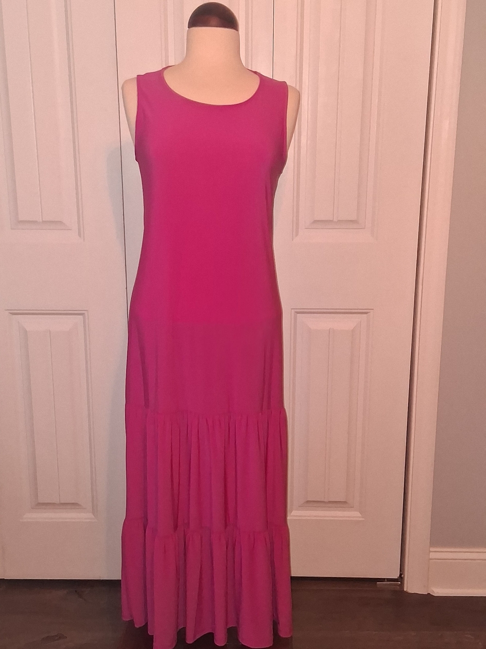 Annalee + Hope Fuchsia Sleeveless Tiered Maxi Dress Women's Size Medium